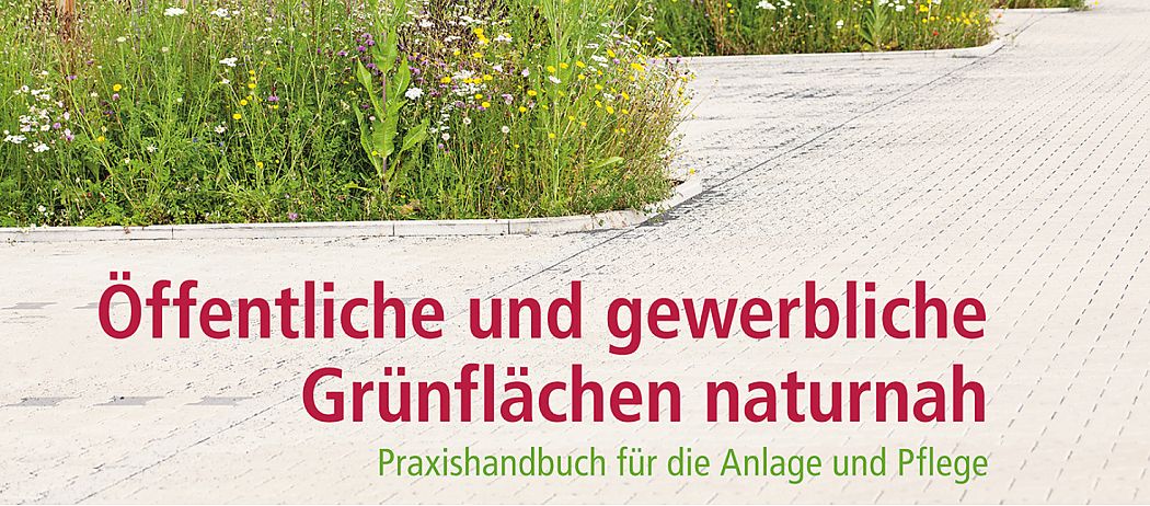 Cober Buch Öffentliche und gewerbliche Grünflächen naturnah von Ulrike Aufderheide